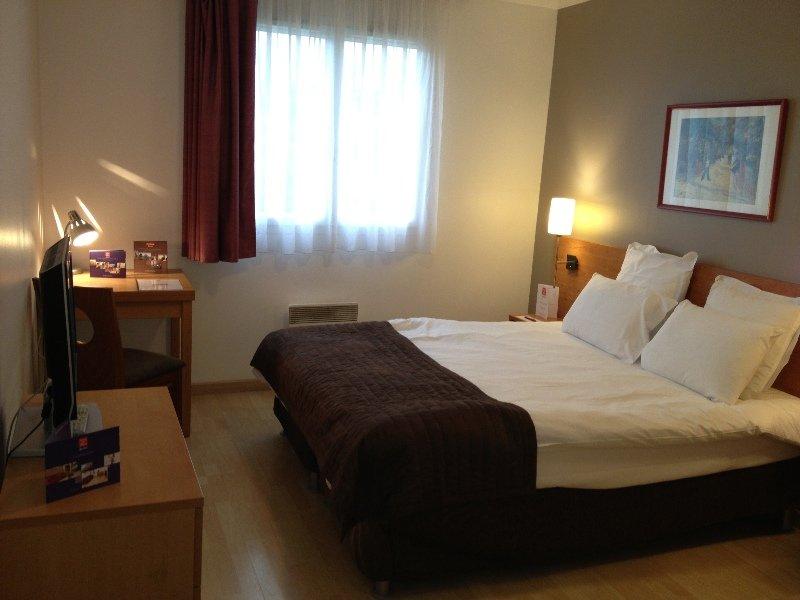 Sejours & Affaires Creteil Le Magistere Aparthotel Екстериор снимка